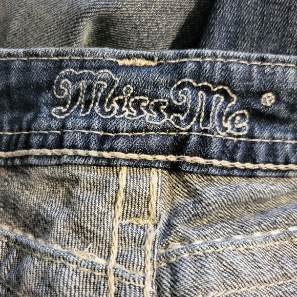 Miss Me Women's Adorned Signature Boot Jeans - Picture 7 of 14
